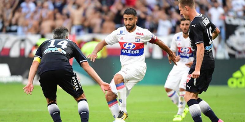 Thảm họa nhân sự của Nantes là yếu tố then chốt.